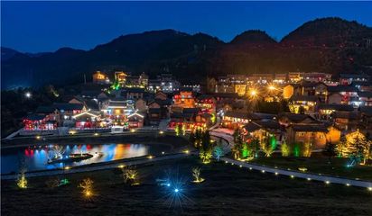 美景丨六盤水這片森林中,竟藏著一處絕美的彝族風情小鎮(zhèn)&hellip;|彝族|度假區(qū)|貴州_新浪新聞