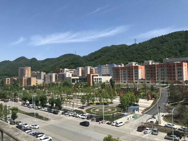 六盤水市第二十三中學(xué)-北門,電話,路線,公交,地址,地圖.